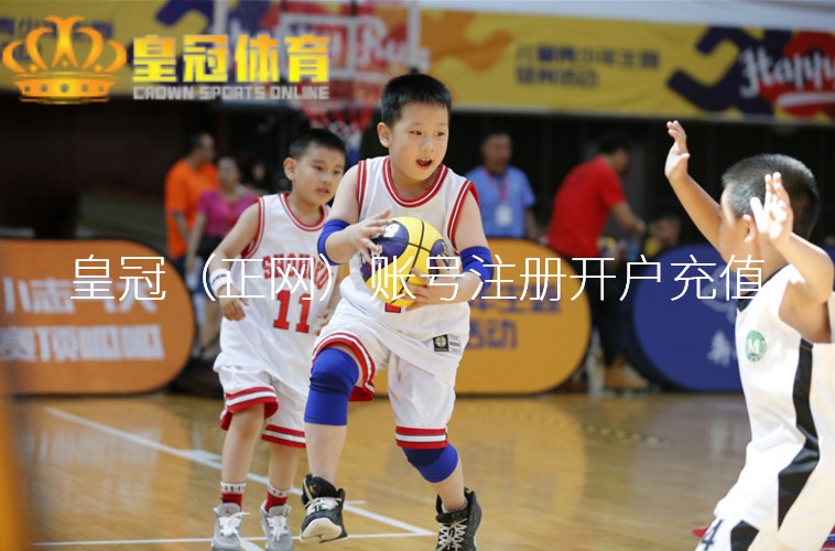 皇冠十三水APP下载主演个东谈主首部电影《九五2班》